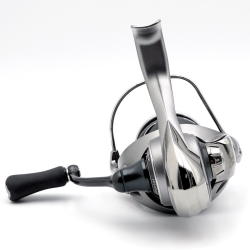 Daiwa Caldia 25 FC LT2000S-H